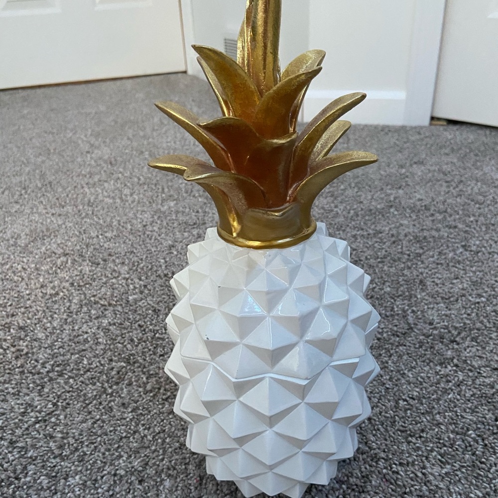 Pineapple Decor